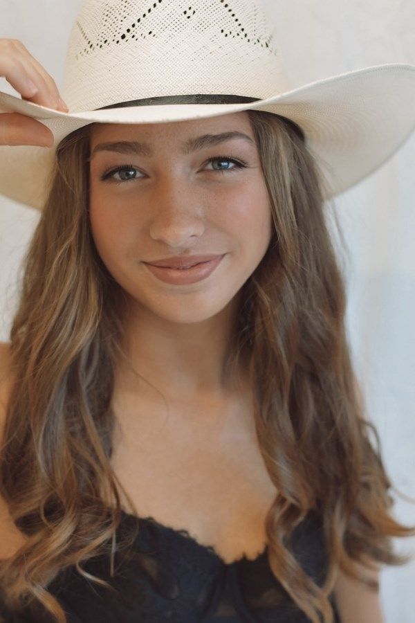 Beauty Junction Opens at the Weatherford Salon & Spa Galleria