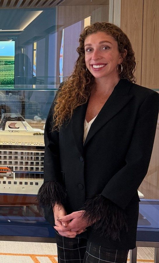 Best Viking Travel Agent: Heather Viking Begins China Extension After Completing Club Cruise Viking Executive Cruise Training